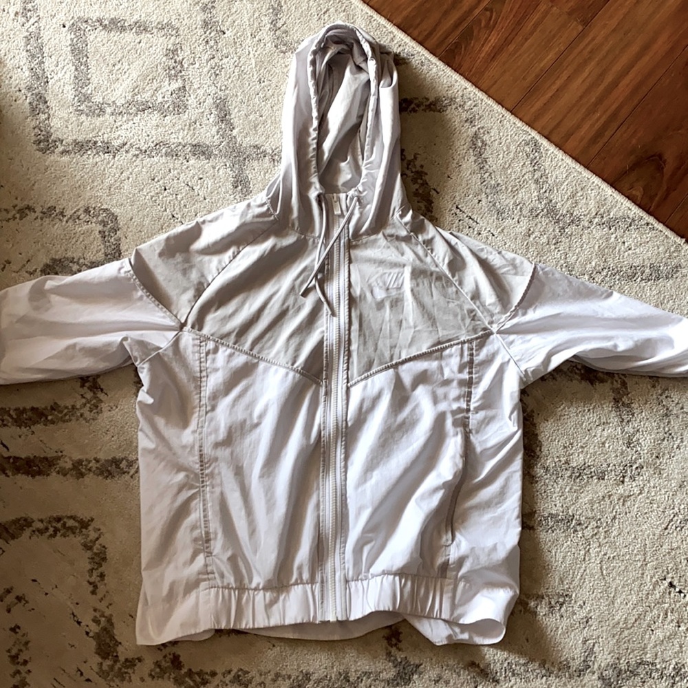 NIKE white and gray windbreaker. Medium